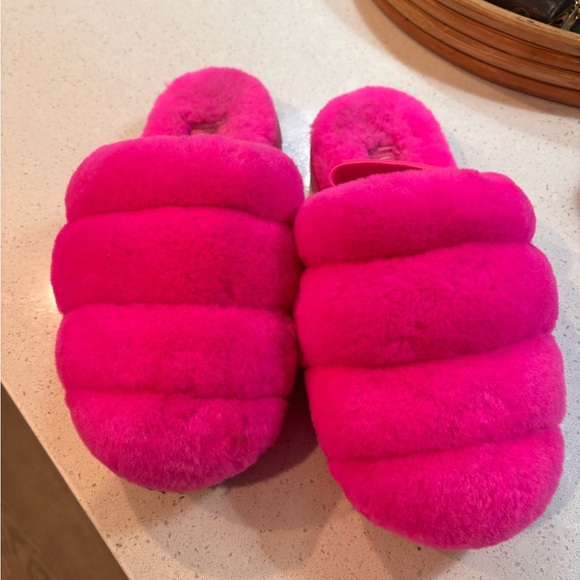UGG Shoes - Cozy Pink Women's Slippers UGGS